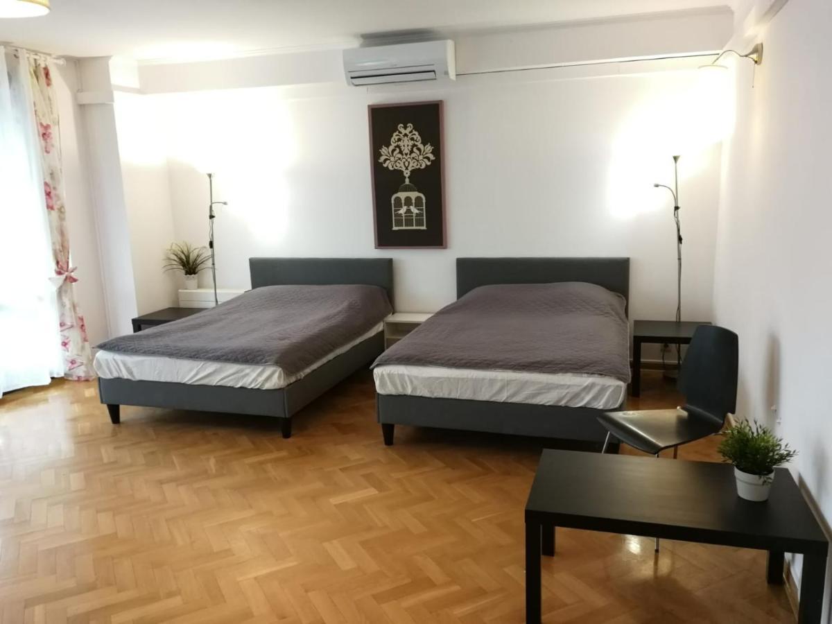 Center Warsaw - Apartmenty Jana Pawla II ภายนอก รูปภาพ