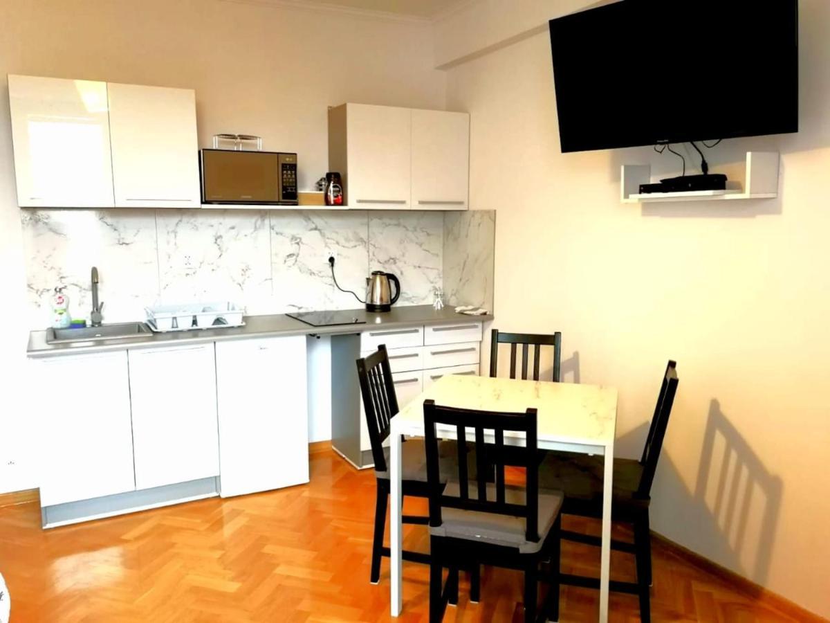 Center Warsaw - Apartmenty Jana Pawla II ภายนอก รูปภาพ