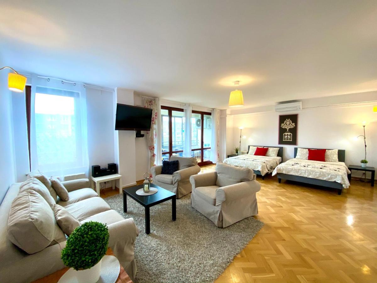 Center Warsaw - Apartmenty Jana Pawla II ภายนอก รูปภาพ