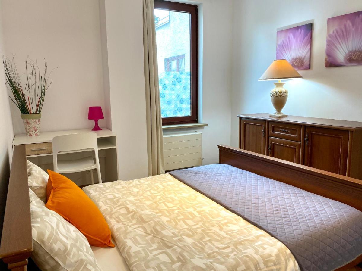 Center Warsaw - Apartmenty Jana Pawla II ภายนอก รูปภาพ